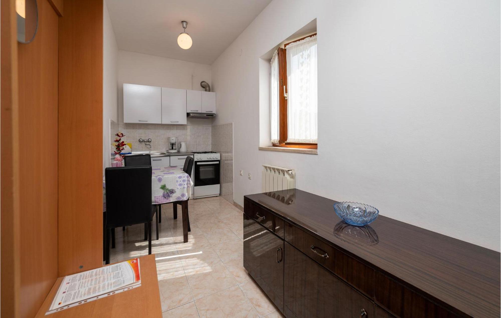 Nice Apartment In Pula With 1 Bedrooms And Wifi Экстерьер фото